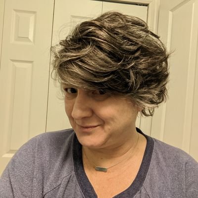 jenntunn's profile picture. 