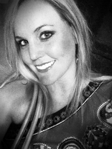 Thirty-something advertising exec.committed to helping your org. be seen & remembered! Provider of promotional products & signs.  OSU graduate & sports fanatic!