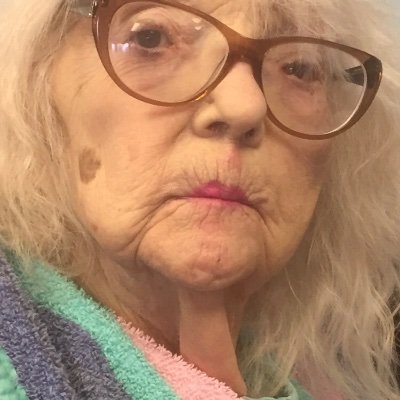 EttaRufus's profile picture. diputs + mud= sdratbil