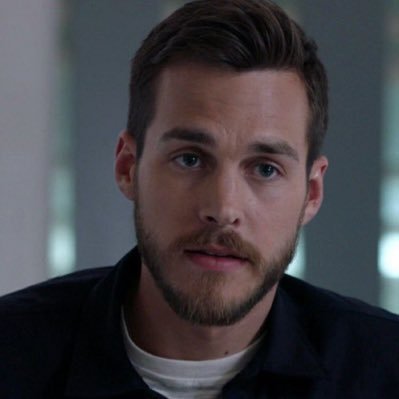 24_1ii's profile picture. 