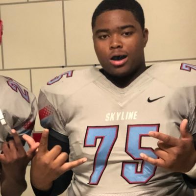 OL 5”11” 295 C/O ‘23📚 Skyline High School SKYLINE U💙❤️ #lovethetrenches LLMM💔