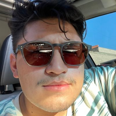 chvvvez's profile picture. M❣️