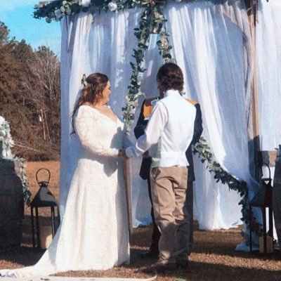 __cbk__'s profile picture. she's got blood made of ice and a heart made of stone