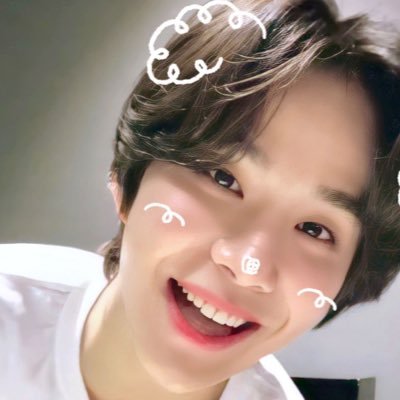 sweetpea_0219's profile picture. 정우껌딱지