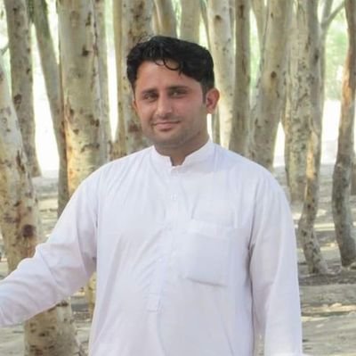 AshnaHikmat's profile picture. HikmatAshna