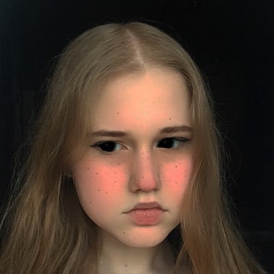 snny_png's profile picture. ENTP-T. bi .