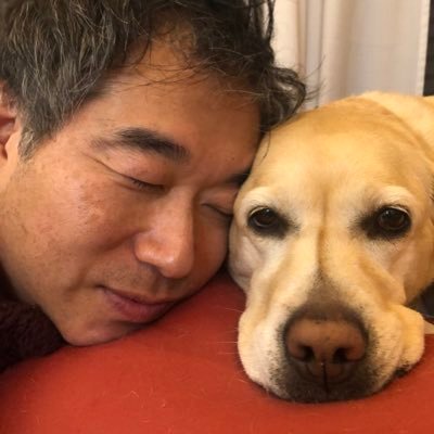 網膜色素変性症だけれども、盲導犬のフーフーと一緒に、ご機嫌でお気楽に遊んでばかり。ふざけた視覚障害者を目指し日々精進中🤣セイリング、クライミング、ゴルフ、サーフィン、たまに手話をやっているけれども、どれも上達しない…メインはFacebookですけれども、たまにこちらでもつぶやきます。夢は箱根でドリフト!!