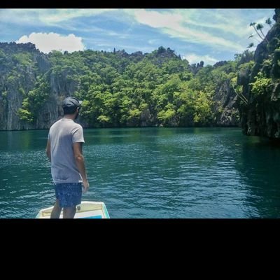sanadkathuria's profile picture. 