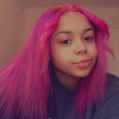 TaraMakina_oxo's profile picture. 