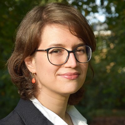 Assistant Professor of Economics @handels_sse. Development, family, labor. @LSEecon PhD.