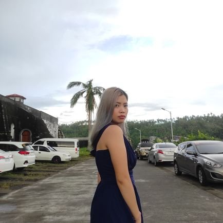 Fee_licity's profile picture. I'm a paradox. 
Woman of the Moon 🌙