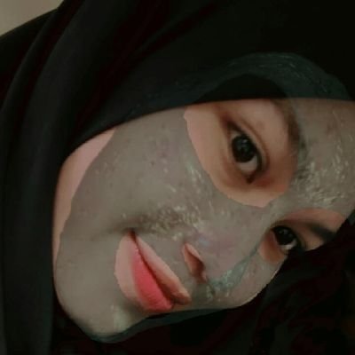 AmeliaRhmAgstn's profile picture. halo