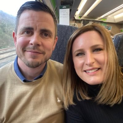 vickywaring3's profile picture.