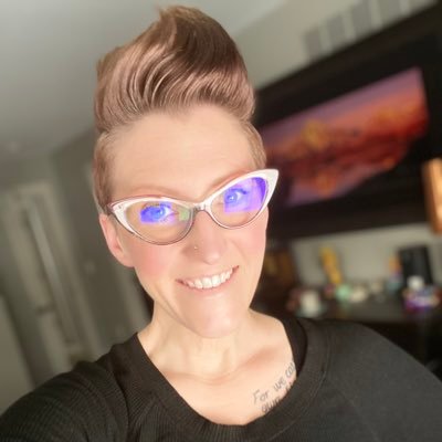 ChristinaMFair's profile picture. Founder @FairVenturesDet, married to the bow tie guy @johnbfair and Mommy to 2 of the cutest kids in the world. Lover of Detroit, DCFC, tech, cycling 🚴🏼‍♀️ 🌈