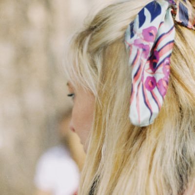 EscarreJulia's profile picture. 👩🏼‍💻Social Media and Communications