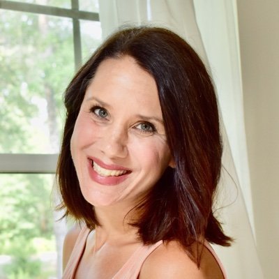 healcomplexptsd's profile picture. ✨ Justice & healing for marginalized populations ✨ Psychotherapist (#CPTSD #PTSD #OCD) | Yoga Instructor | @BUSSW alumna | #BLM