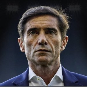 Entrenador. Coach. @villarrealcf Perfil oficial. Instagram: https://t.co/JEMJIYx9ZD