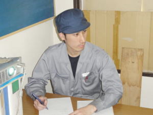 広島の自動車部品加工会社で働いています。
おもに検査（三次元測定機）を担当しています。
みなさん、よろしくお願いします。
http://t.co/9kXpurVO7u（ものづくり奮闘記 in 広島）