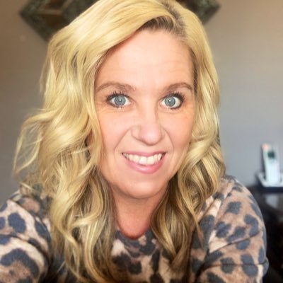GeniFisher's profile picture. College Football fan 🐘 Roll Tide, Proud Mama of 3, Lucky Wife ☘️, RN 👩🏼‍⚕️ Runner 🏃🏼‍♀️ Foodie with a ❤️ of Craft Beer and Bourbon 🥃