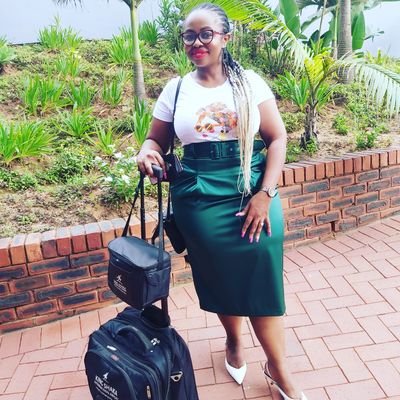 slindy800's profile picture. A daughter, mother, wife and fun lover😍😍😍😍