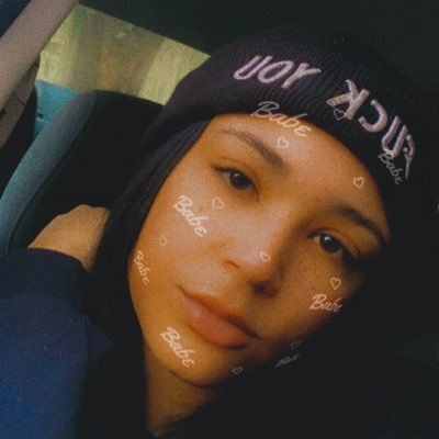 aayyeemee's profile picture. Stumbling through my 20s