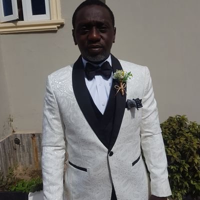 A strong African man with good heart and very intelligence down to earth preson