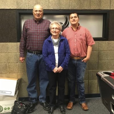 Doggy to my BHE peeps. livestock judging BHE➡️ISU. I know Jesus and I talk to god. John 3:16: Row crop and livestock farmer. Baptized 1-26-2020 born again