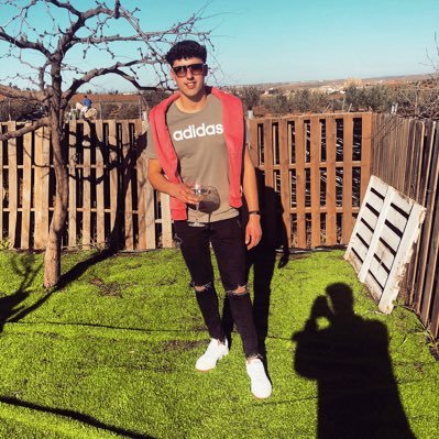 Fllera28's profile picture. 