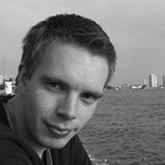 StrakOntwerp's profile picture. grafisch ontwerper / vormgever - info@strakontwerp.nl - strak - helder - eigenzinnig - creatief