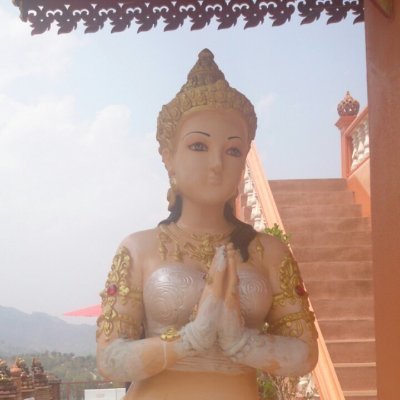 名古屋で生まれ、神奈川で中高を過ごし、東京で一人暮らしを始めて、埼玉に流れ着いた、商売大好き、ゴルフ大好き、タイ大好きななおっさんです。
これからもう一花咲かせたいと目論んでいます。^^v
