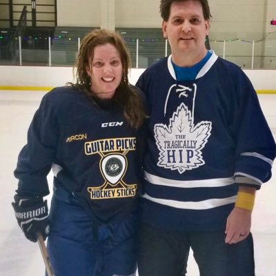 Wife, mother and avid hockey fan “The Flag girl” (Nashville Predators). I enjoy playing AND watching hockey, landscaping, crafts, photography.