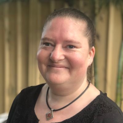 OhmageA's profile picture. Proudly Indigenous Vaper-it works+95% safer than☠️tobacco|THR Advocate|Beginner Coil Builder+ELiquid mixer|No💰ties 2 tobacco/vaping industry #VAPINGSAVESLIVES