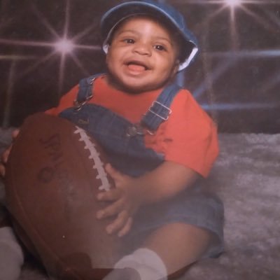 chris_dobbins32's profile picture. 