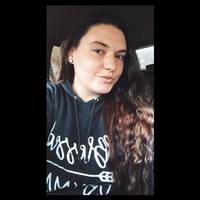 hiya. it’s me. 22. momma to the sweetest baby boy.