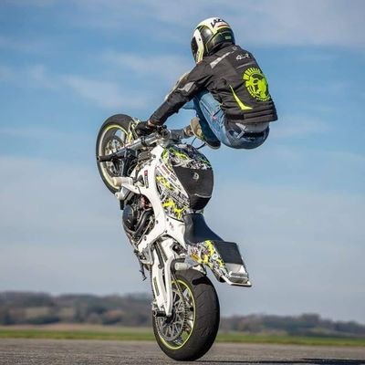 Imhacke6030's profile picture. 