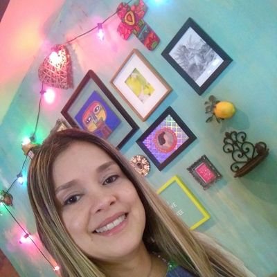 Amo a los animales. ADORO LA LIBERTAD-Derechos Humanos.ODIO EL CIGARRILLO.