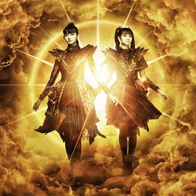 つい最近BABYMETALの世界に参戦した新参メイトです！分からないこと多々ありますが皆様と少しでも多く語れるよう頑張ります！