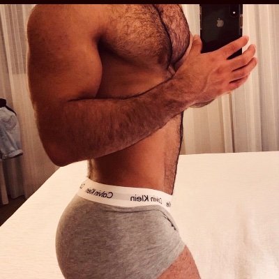 Bearded and tanned.. what more could you want!?
Cashapp: £Beardguy69