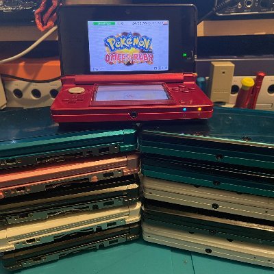 I am a installer of Nintendo ds and 3ds capture cards, DM for orders, if i miss your DM send me another. all console repairs/mods considered