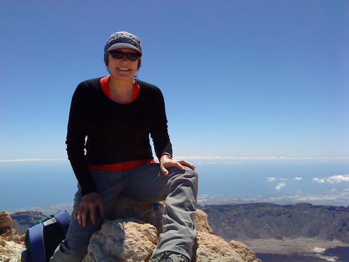 julievanh's profile picture. Rams fan and SW Stand ST holder, part-time thespian, singer and vino quaffeur , and Derby till I die!