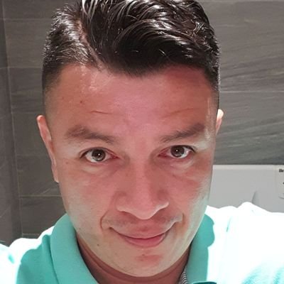 Nací para servirle a mi Señor a través de mi prójimo.
ASESOR DE SEGUROS MAPFRE SV.