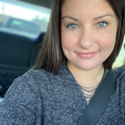 Wife 💍, Mama + Stepmom 👨‍👩‍👧‍👦, & Professor 👩🏻‍🏫