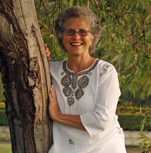 LindaBostock's profile picture. Highly qualified and very experienced Herbalist. Running a clinic in Eastbourne and in the process of filming herb walks for public information.