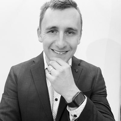 University Lecturer… PhD student… 2 x London marathon finisher.
