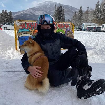 Economics Graduate and Crypto enthusiast
$BTC $ICX $ETH $DOT $EWT $LINK $QNT $ILV $MCE
