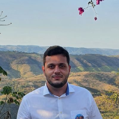 Vice Prefeito de Alagoa Grande/PB pelo Cidadania.
Advogado.
Pós Grad. em Direito Administrativo e Gestão Pública.