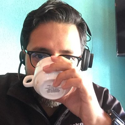 aramlacayo's profile picture. 💻♟️🤺⌚️🎥🐱