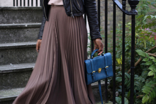 ryoukokouryo's profile picture. 夢は海賊王になることですｗｗｗｗうへｗｗｗｗ
ワンピースとかナルトとか少年漫画が大好きなヲタクです。一応身なりかなり気にしてるんですけどあってるのかどうかはよくわかりません。それ有りなの？って突っ込まれた事もあり。そんな感じの人間です。
よろしくです！