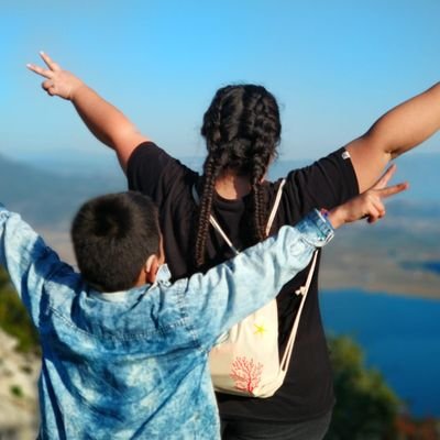 nazanin_bloguu's profile picture. Eğitmen&Öğretmen
Halk Oyunları&Çocuk Gelişimi
Akıl ve Zeka Oyunları Eğitmeni
🌵Haziran yağmurunda ıslanmak vardı 🥰🌵