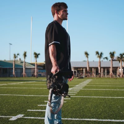 TannerPicerno's profile picture. 🎥 video creator, 💻 business owner/entrepreneur, 📈 investor 🎬 RAISE THE BAR 🎥